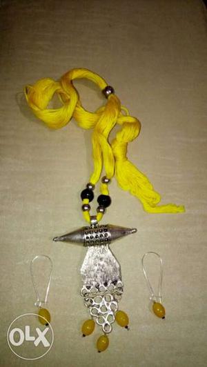 Yellow Beaded Silver Pendant Necklace And Earrings Set