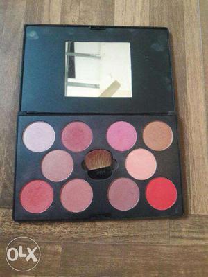Blusher kit Brand - Miss claire Unused condition