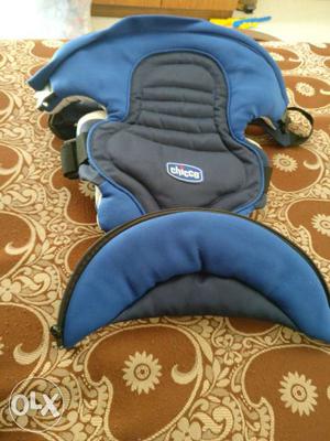 Chicco Baby Carrier for sale. Hardly used. very