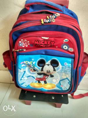 Disney School Bag with trolley.Good quality.