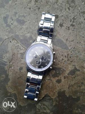 Silver-colored Chronograph Watch With Link Bracelet