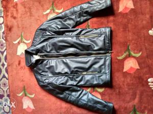 Want to sell my leather jacket. Original price