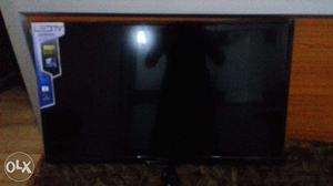 32 inch led TV just 