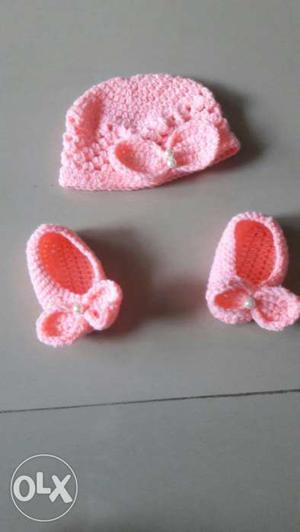 Baby's Pink Knit Cap And Sandals Set