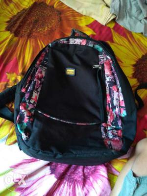 Cool bag but new condition