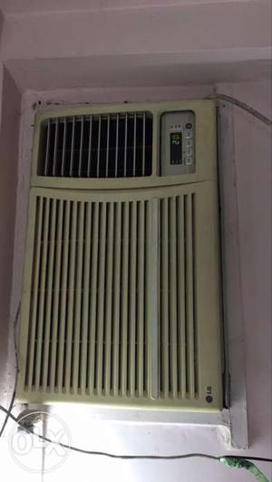 Lg 1.5 tonne AC for Sale in running condition
