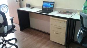 Nice Office Table with drawer size 6fit x 18inch