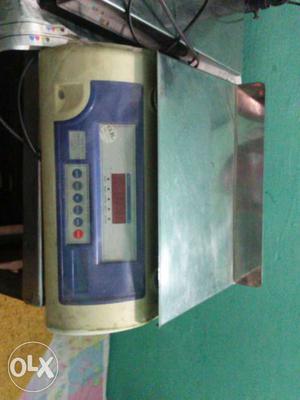 Weighing machine in good condition with 30kg