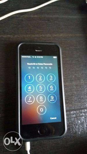 Iphone 5s in good condition