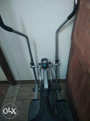 Afton Cross trainer.. in a good condition