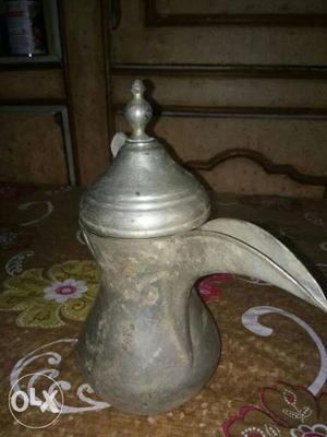 Antique old copper metal tea pot