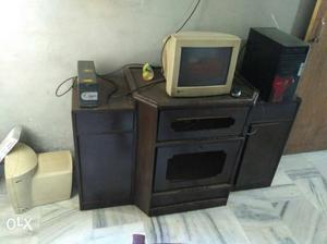 Beige Computer Monitor