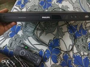 Black Philips Media Player With Remote Control