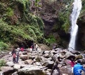 Darjeeling - Gangtok - Lachen - Pelling - Kalimpong Tour New