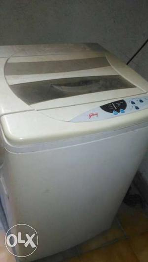 Godrej washing machine in good condition.fully
