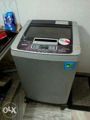 Gray Top-load Washing Machine