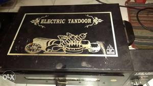 Life line electric tandoor in fully condition.negotiation