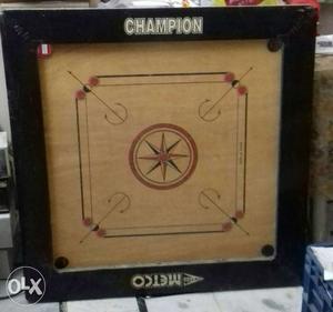 Metco champion carrom board. perfect for gamers.