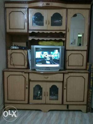 New Showcase furniture with best condition and
