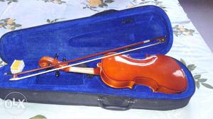 Original Granada 1/2 size violin bets for