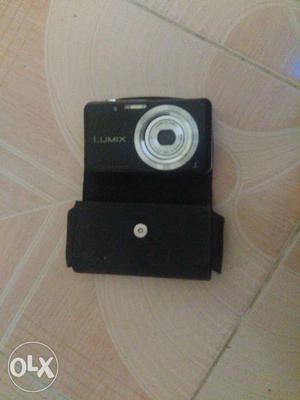 Panasonic lumix digital 14x zooming camera with