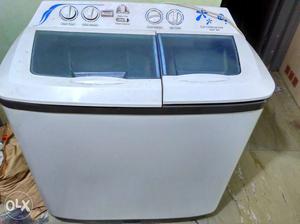 Videocon 7.8 kgs washing machine semi automatic