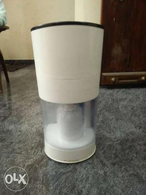 Water purifier.. Pure it.. 23 liters.. Perfect condition..