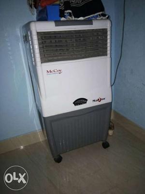 White Dehumidifier Air cooler
