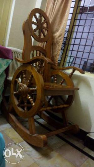 100% Teak wood solid Rock chair for sale call