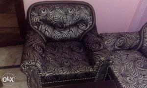 5 Seater sofa 3+1+1 with center table only 1