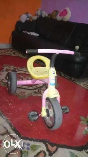 Kids tricycle for sale just 900/-.. Grab for your