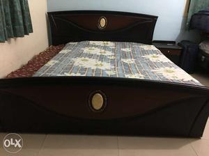 King size cot with side table (without mattress)