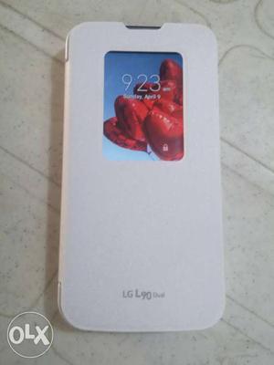 LG D410 L90 Dual black phone with white flip cover