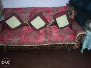 Sofa set comprising of one bench and two chairs