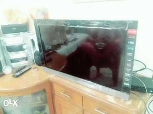 Sony Bravia 32inch LCD TV With Remote And Back Stand Ony