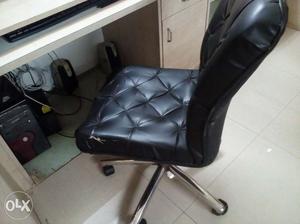 Very good condition original office chair