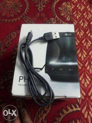 Bluetooth speeker with light a new good condition