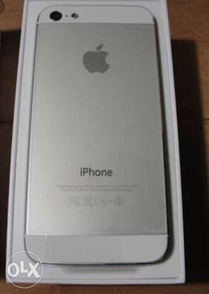 Brand new i phone 5s with bill 16 gb 3 day old