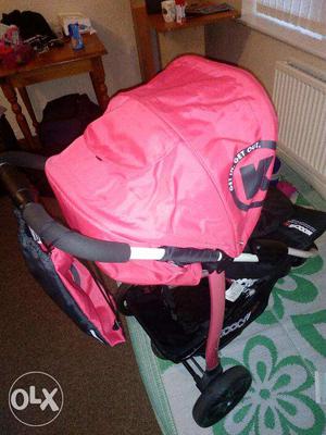 Excellent condition Koochi Pushmatic pushchair