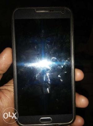 Hi frnds I want to sell my Samsung e7 space gray