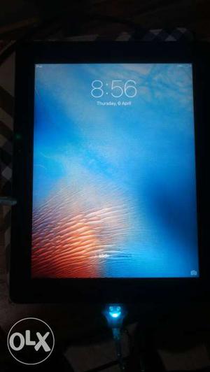 Ipad 2nd gen 16gb WiFi only for sale in mint condition with