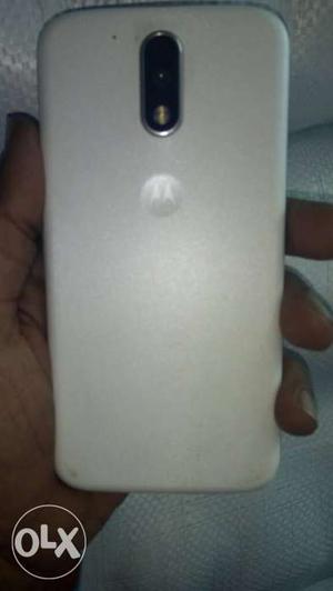 Moto g4 plus good condition Only phone no problem