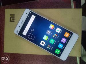 Only 2 day used...urgent sale mi4