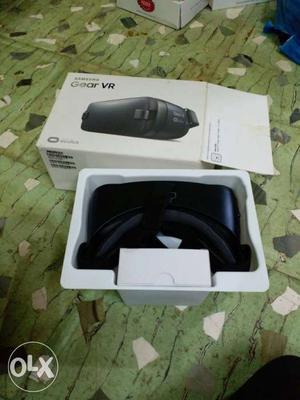 Samsung GEAR VR for sell. The VR is hardly used