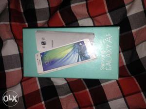 Samsung galaxy A5 new condition full kit with