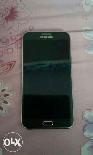 Samsung galaxy e7 Ram-2GB Internal -16GB Front camera-5MP