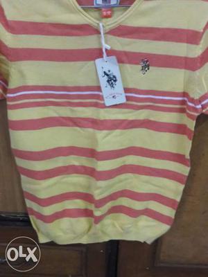 Boys ki summers ki polo brand t-shirt. size medium