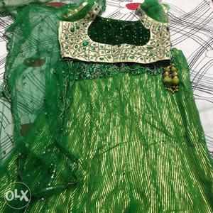 Green colour lehenga Ek bar phena hua.price: