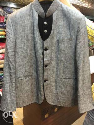 Grey designer linen blazer size 44