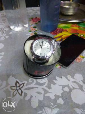 ORIGINAL PROVOGUE watch at a giveaway price...